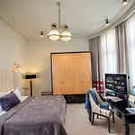 Astoria 4*