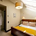 Astoria Готель 4*