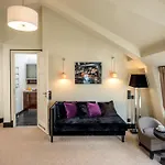 Astoria 4*