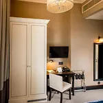 Готель Astoria 4*