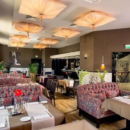 Готель Astoria 4*