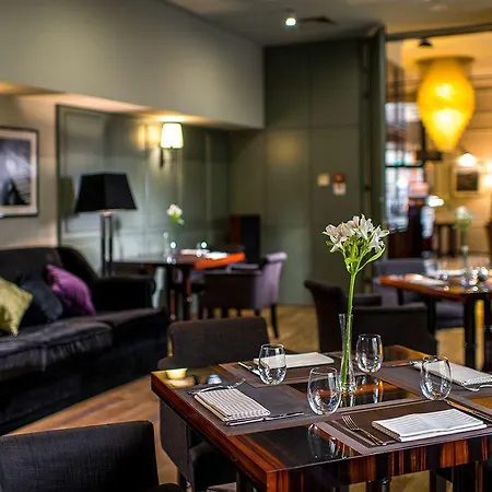 Astoria Hotel 4*