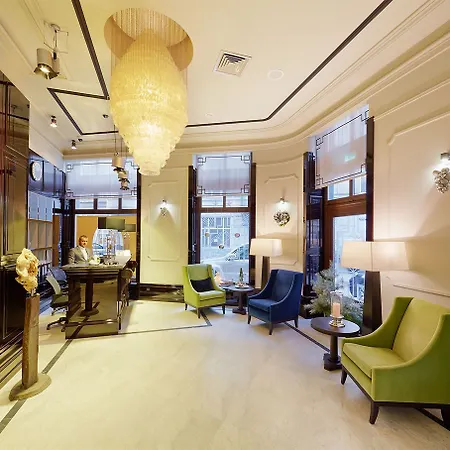 Astoria Hotel Leópolis