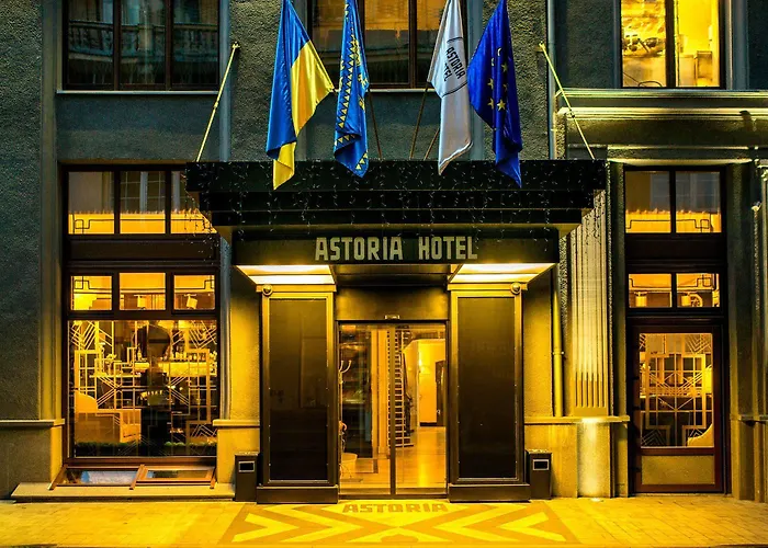 Astoria Hotel 4*
