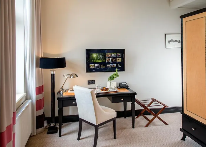 Ξενοδοχείο Astoria Λβιβ